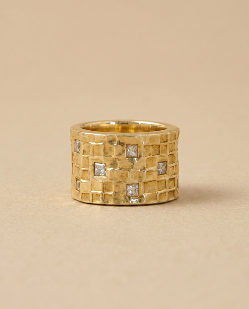 Tay Chiselled Tube Ring