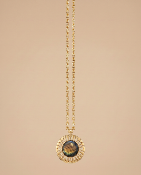Tay Labradorite Set Sunburst Pendant